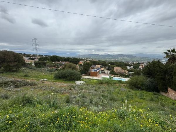 Terreno en Pinos de Alhaurín