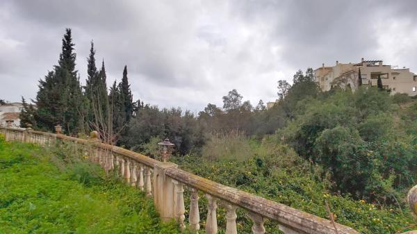Terreno en avenida de la Ilusión