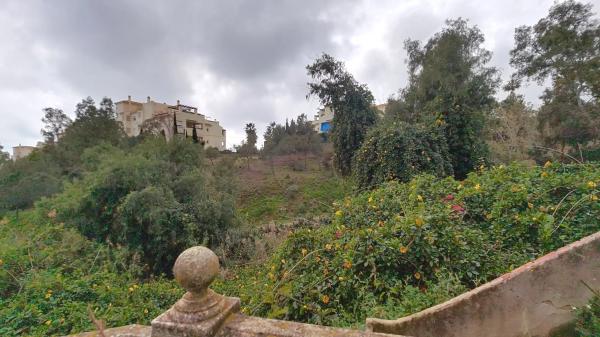 Terreno en avenida de la Ilusión