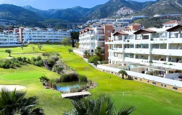 Terreno en avenida de la Ilusión