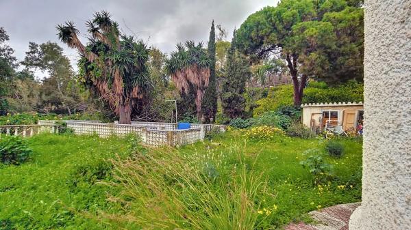 Terreno en avenida de la Ilusión