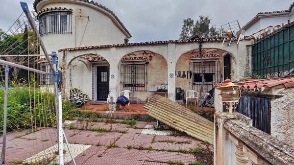 Terreno en avenida de la Ilusión