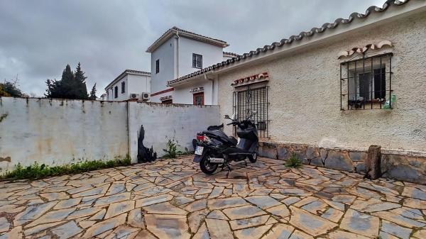 Terreno en avenida de la Ilusión