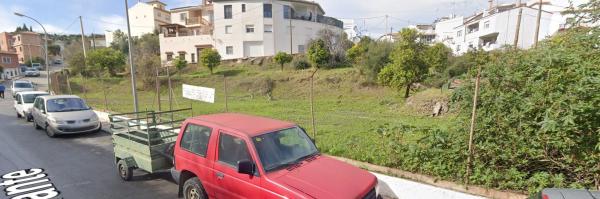 Terreno en avenida Blas Infante, 20