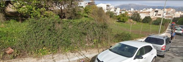 Terreno en avenida Blas Infante, 20