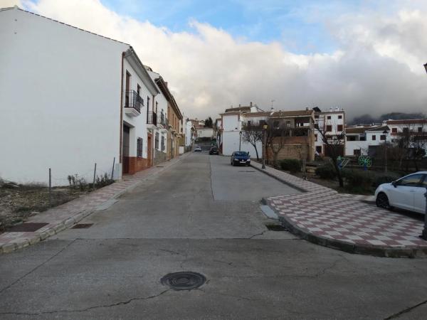 Terreno en calle Jazmín