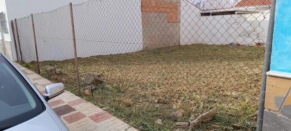 Terreno en calle Calderón de la Barca s/n