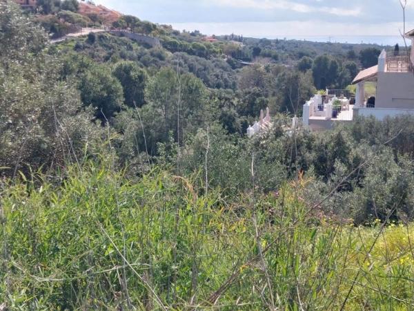 Terreno en avenida Santa Maria