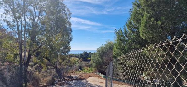 Terreno en avenida de los Argonautas
