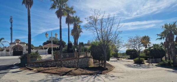 Terreno en avenida de los Argonautas