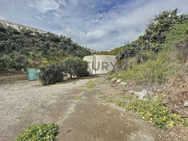 Terreno en La zarzaparrilla