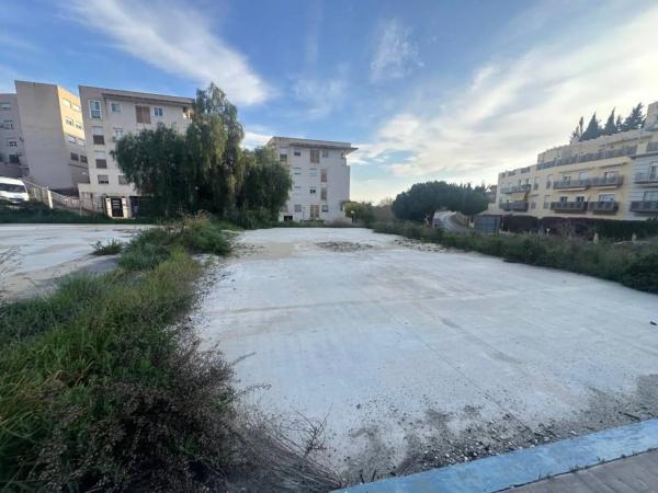 Terreno en calle Colombia