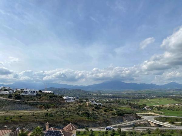 Terreno en calle Alcalá del Valle, 151