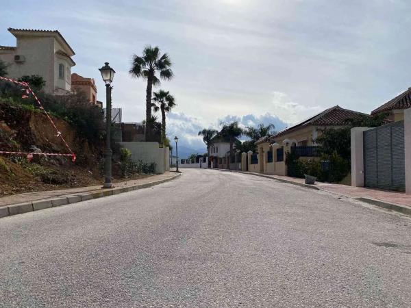 Terreno en calle Alcalá del Valle, 151