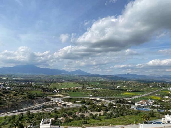 Terreno en calle Alcalá del Valle, 151