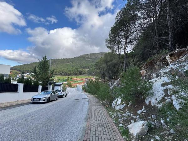 Terreno en Pinos de Alhaurín