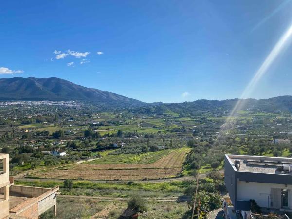 Terreno en calle Genalguacil