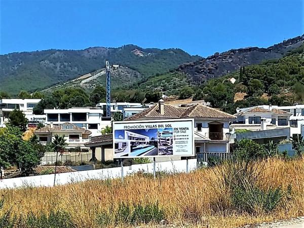 Terreno en calle Araucaria