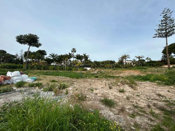 Terreno en calle Jabalí, 82