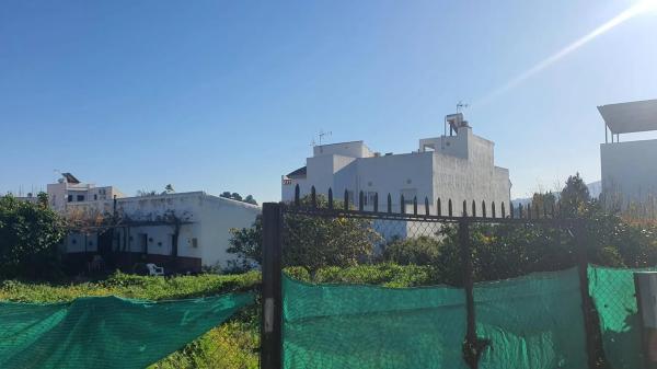 Terreno en avenida las Paredillas