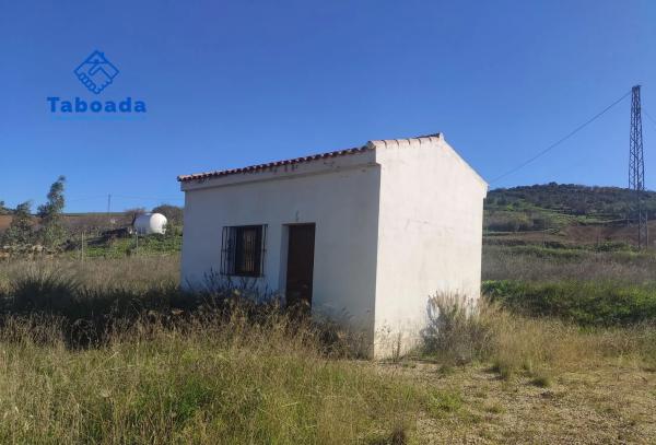 Terreno en Poligono 9