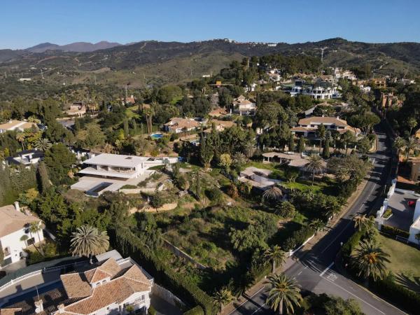 Terreno en Barrio Hacienda Las Chapas