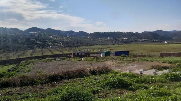 Terreno en Almogía