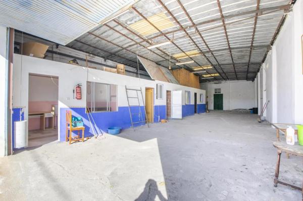 Terreno en calle Gonzalo de Ayora