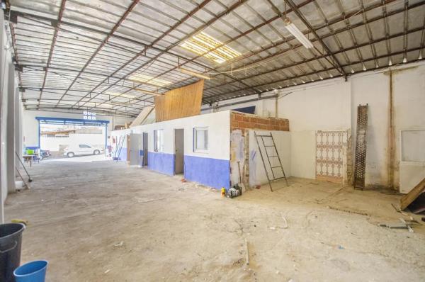 Terreno en calle Gonzalo de Ayora