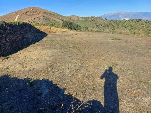 Terreno en Moclinejo