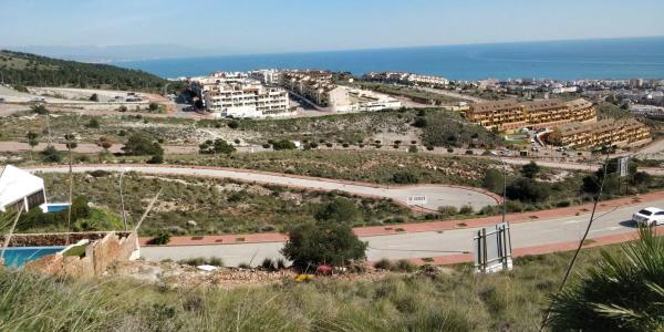 Terreno en calle Oregano, 3