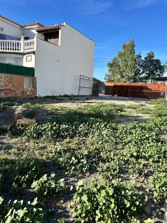 Terreno en Alora