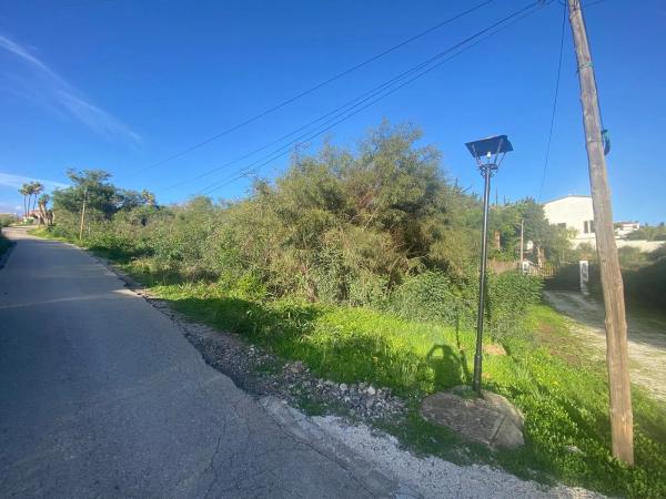 Terreno en avenida de las Adelfas, 60