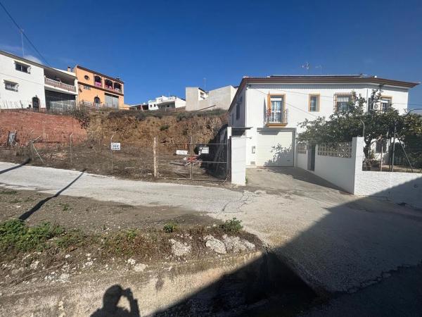 Terreno en avenida Blas Infante