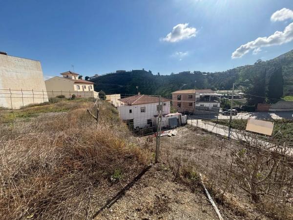 Terreno en avenida Blas Infante