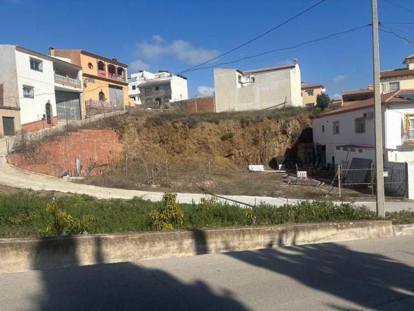 Terreno en avenida Blas Infante