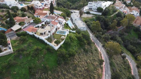 Terreno en calle Jilguero