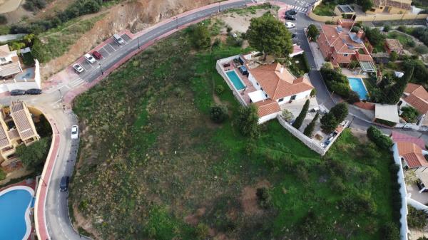 Terreno en calle Jilguero