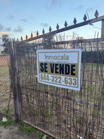 Terreno en calle Viñas de Sierrezuela