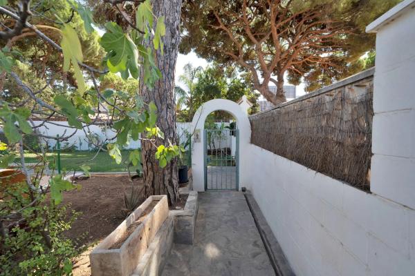 Terreno en avenida Bosquemar