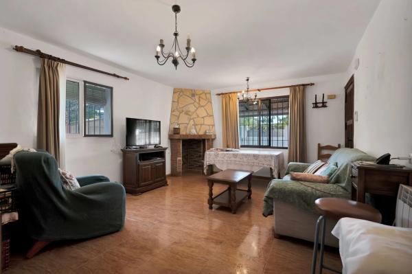 Terreno en avenida Bosquemar