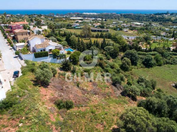 Terreno en calle del Alcornoque