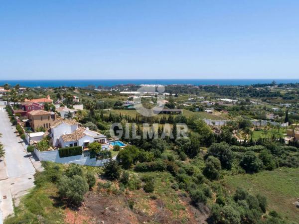 Terreno en calle del Alcornoque