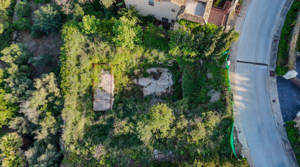 Terreno en calle Los Arqueros