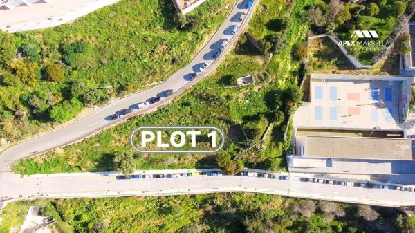 Terreno en calle El Cantillar