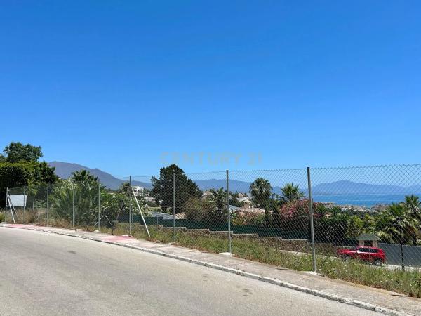 Terreno en avenida Brillante el