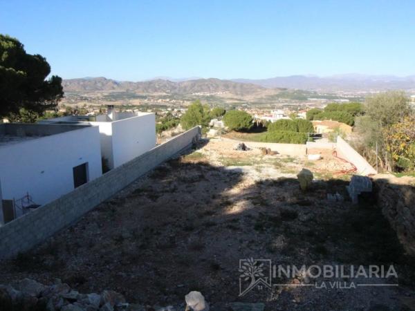 Terreno en Pinos de Alhaurín