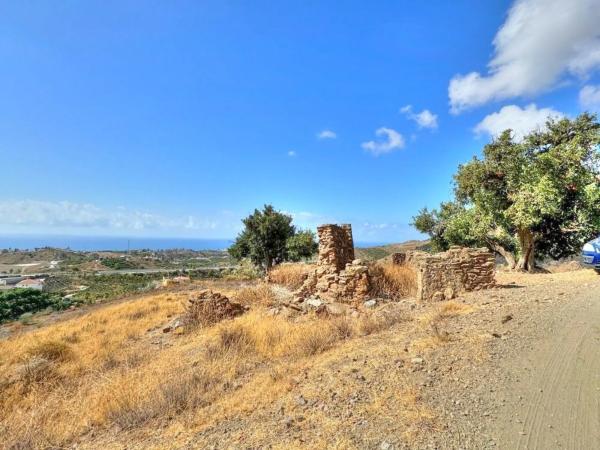 Terreno en Benajarafe