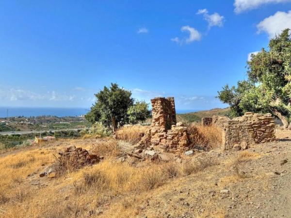 Terreno en Benajarafe
