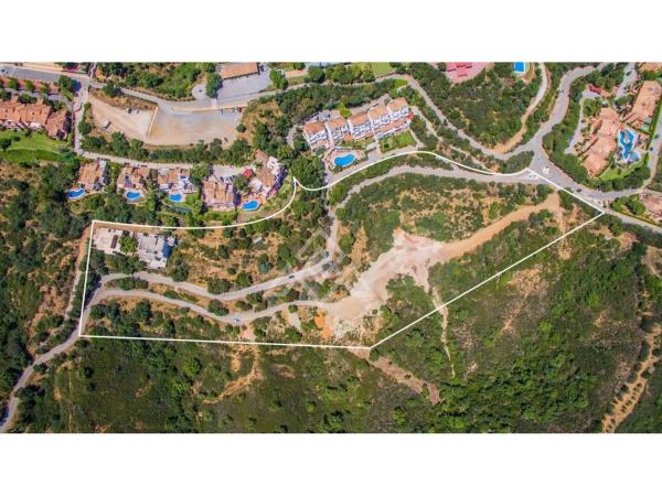 Terreno en calle Madrid